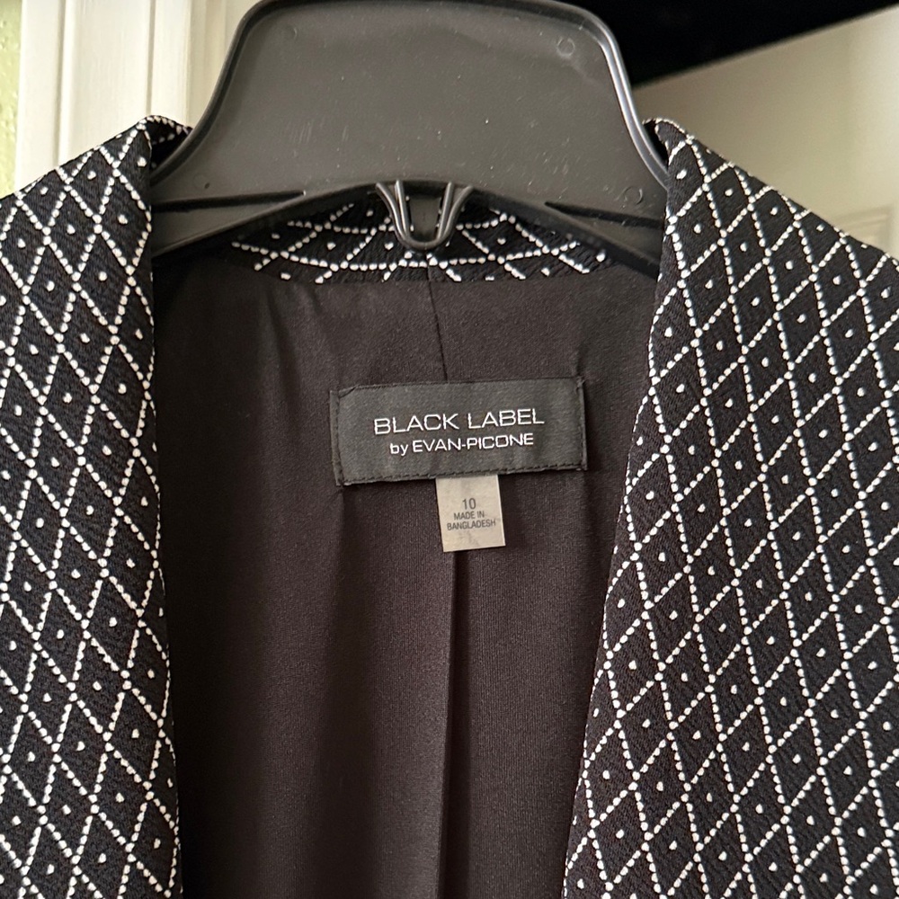 Black Label Black and White Patterned Blazer - Picture 2 of 6